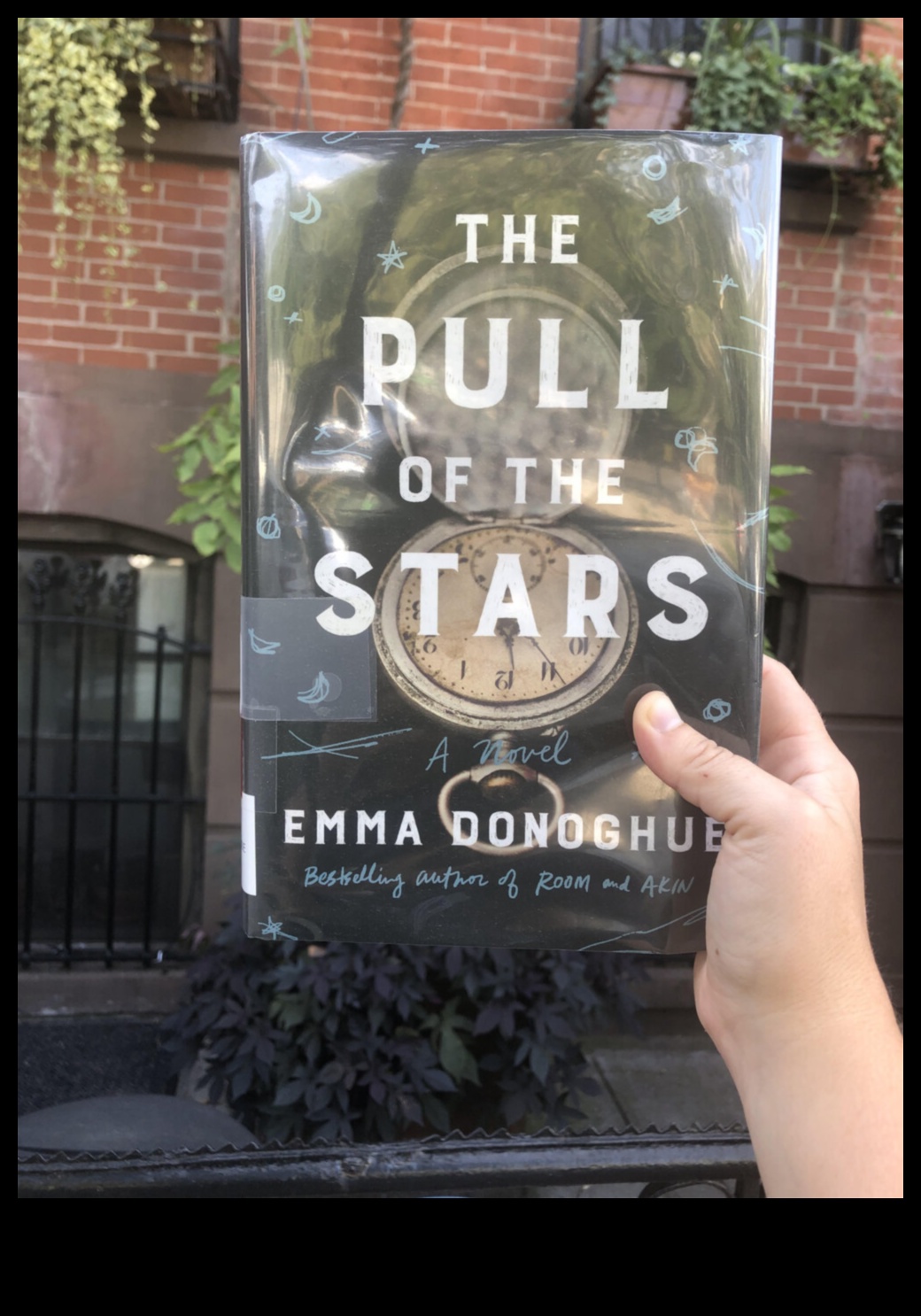 כוכבי כבידה: המשיכה הדינמית של גופים שמימיים