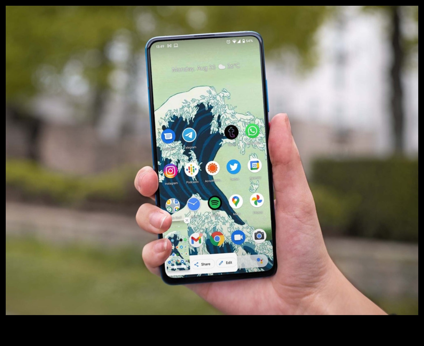 Snapshot Savvy כיצד לצלם תמונות מרשימות עם הטלפון שלך 4 Snapshot Savvy: טיפים חיוניים ליצירת תמונות בולטות