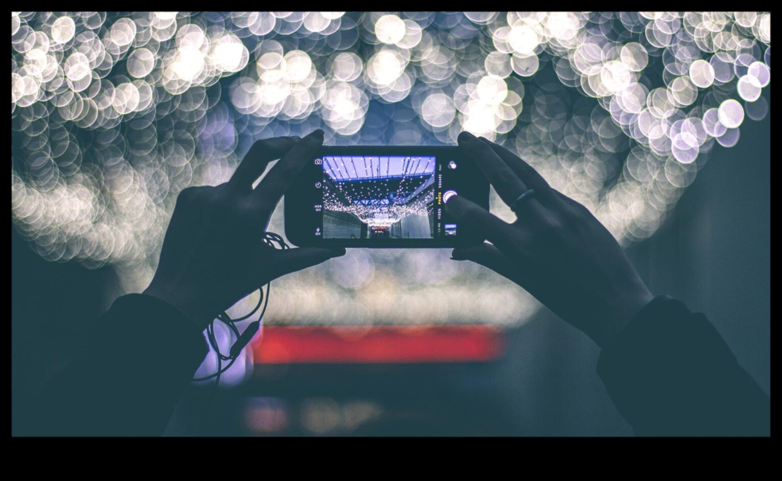 Snapshot Savvy כיצד לצלם תמונות מרשימות עם הטלפון שלך 3 Snapshot Savvy: טיפים חיוניים ליצירת תמונות בולטות