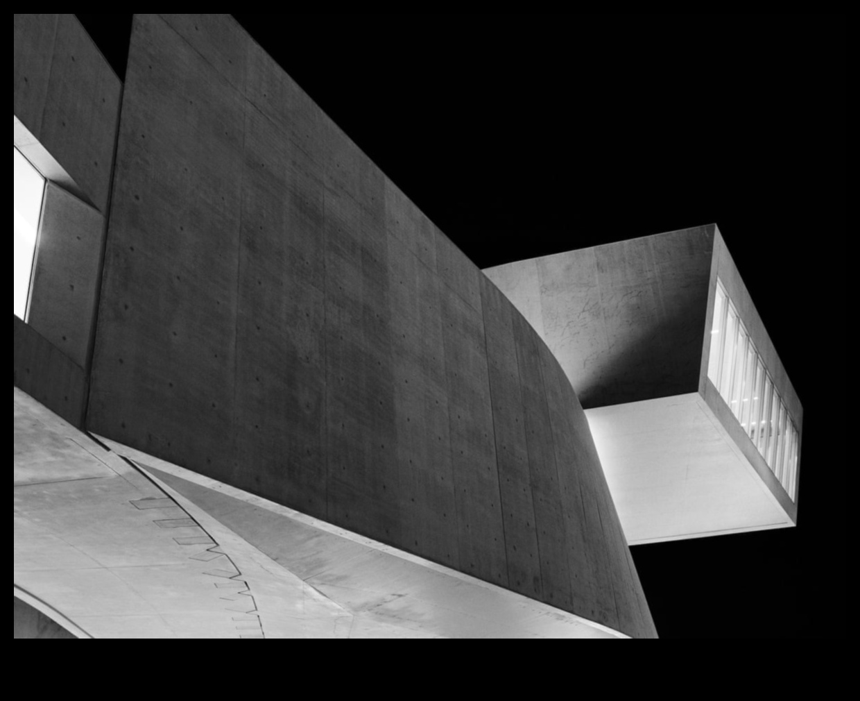 שירת פלדה ואבן: שליטה באמנות צילום האדריכלות